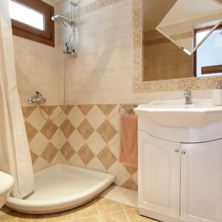 Villa Luxury With Stunning Seaviews And Pool