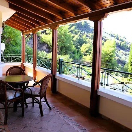 Luxury With Stunning Seaviews And Pool