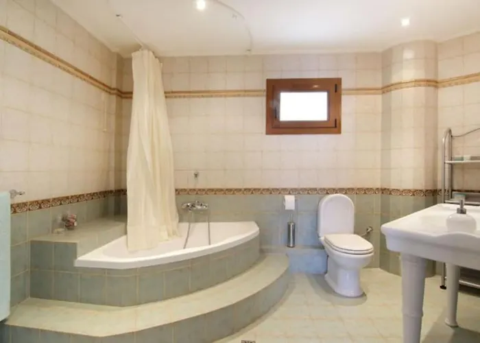 Villa Luxury With Stunning Seaviews And Pool