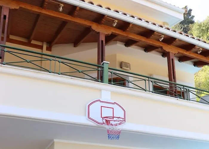 Luxury With Stunning Seaviews And Pool Platanos (Achaea)