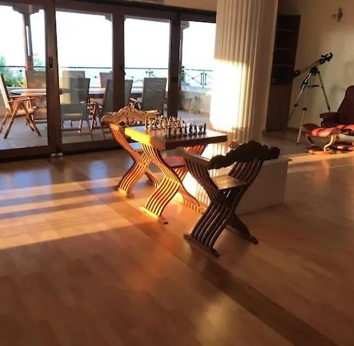 Luxury With Stunning Seaviews And Pool *