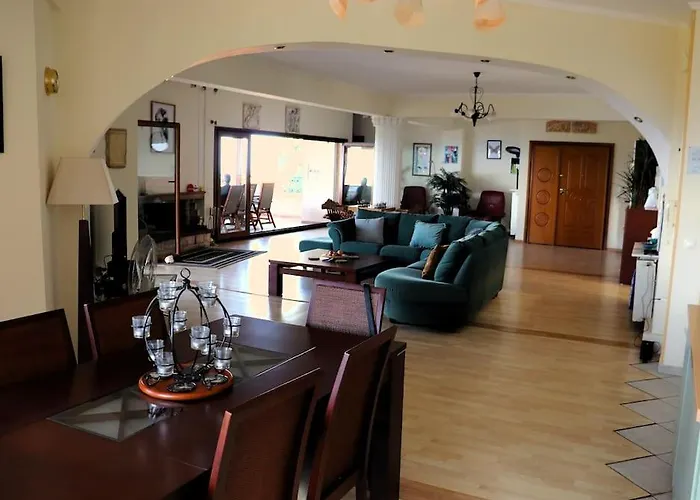 Luxury With Stunning Seaviews And Pool Platanos (Achaea)